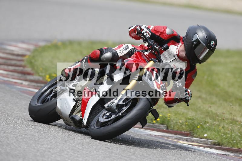 Archiv-2025/25 10.06.2025 MaxRacing ADR/Gruppe rot/18